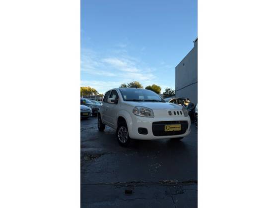 FIAT UNO 1.0 EVO VIVACE 8V FLEX 4P MANUAL